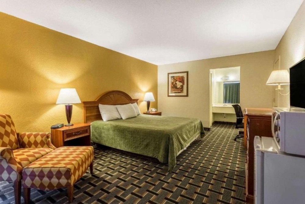 Rodeway Inn Denmark Image 6